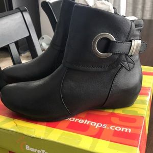 New Bare Traps Boots